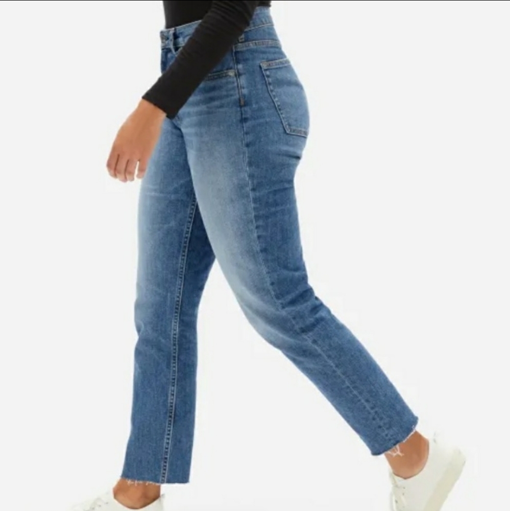 EVERLANE light-washed Curvy Cheeky Jeans sz 29R